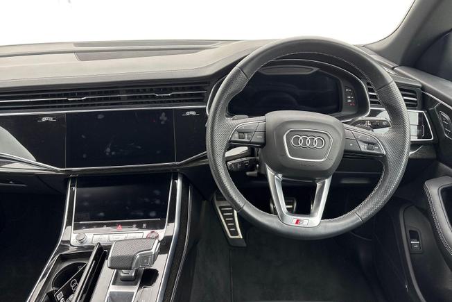 AUDI Sq8 Photo 11