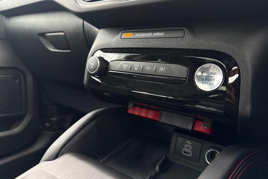 Ford KUGA Photo autoimg-e84c766feda818ba493648fba9e909b74d50c283.jpg