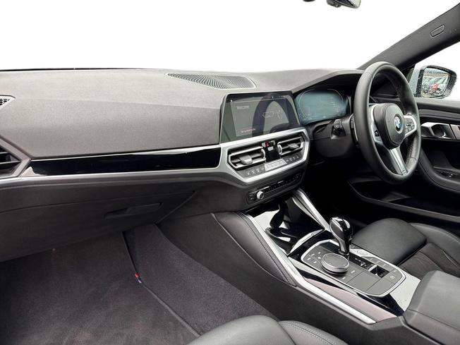 BMW 2 Series Photo 2