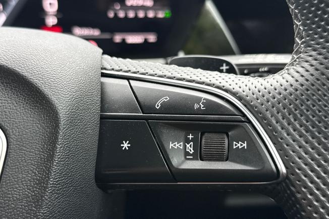 AUDI S3 Photo 17