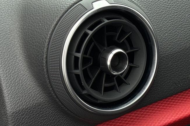AUDI Q2 Photo 47