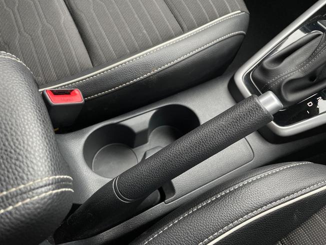 KIA Stonic Photo 39