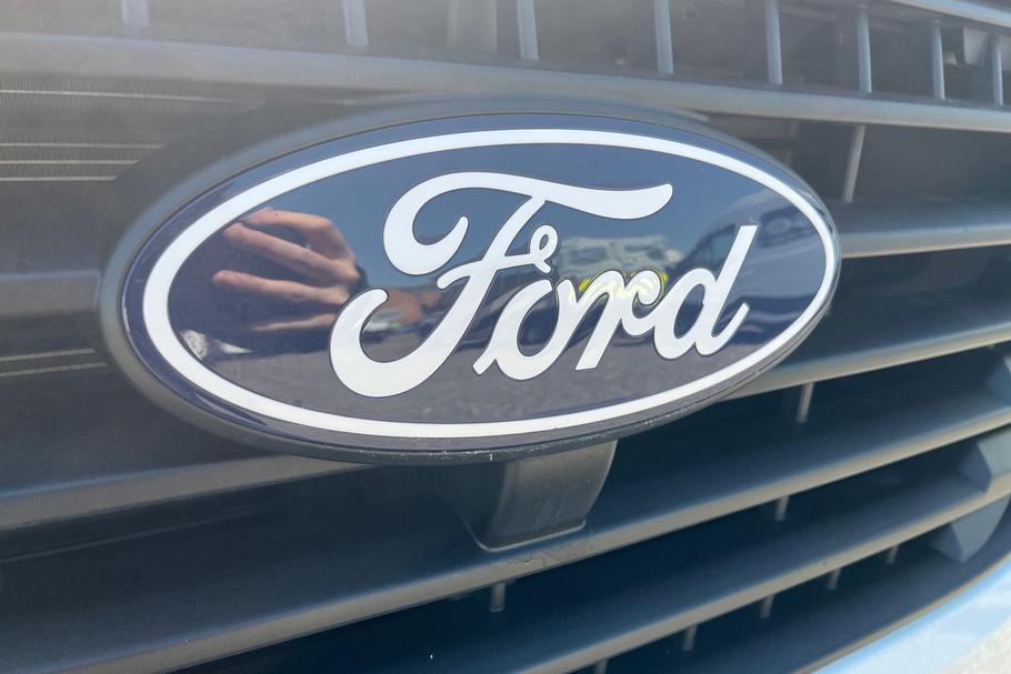 Used FORD TRANSIT CUSTOM WP75COH 19