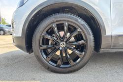 VOLKSWAGEN T-Roc Photo 5