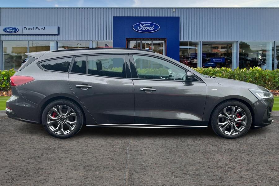 Ford FOCUS Photo autoimg-e85a5e866dba01ae2595831c28097db6e44641fe.jpg