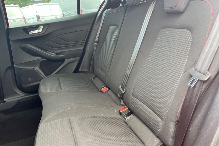 Ford FOCUS Photo autoimg-e85ad0c035a430d1792c906641c9205f0858b231.jpg