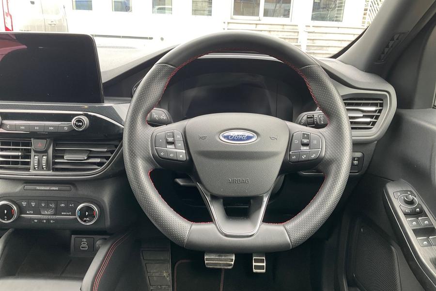 Ford KUGA Photo autoimg-e85be1568331ee8fceeb0932cc7e8cba2851d926.jpg