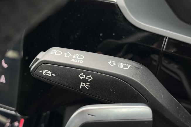 AUDI e-tron Photo 39