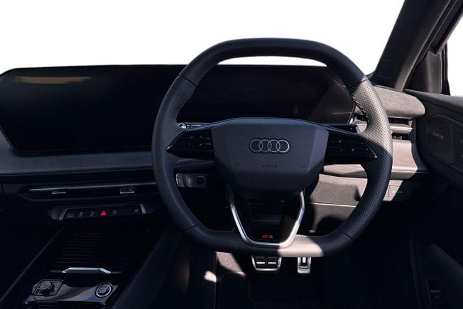 AUDI Q3 Photo 11
