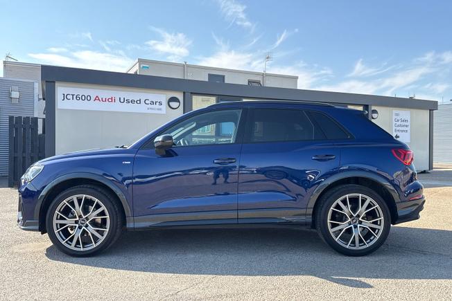 AUDI Q3 Photo 27