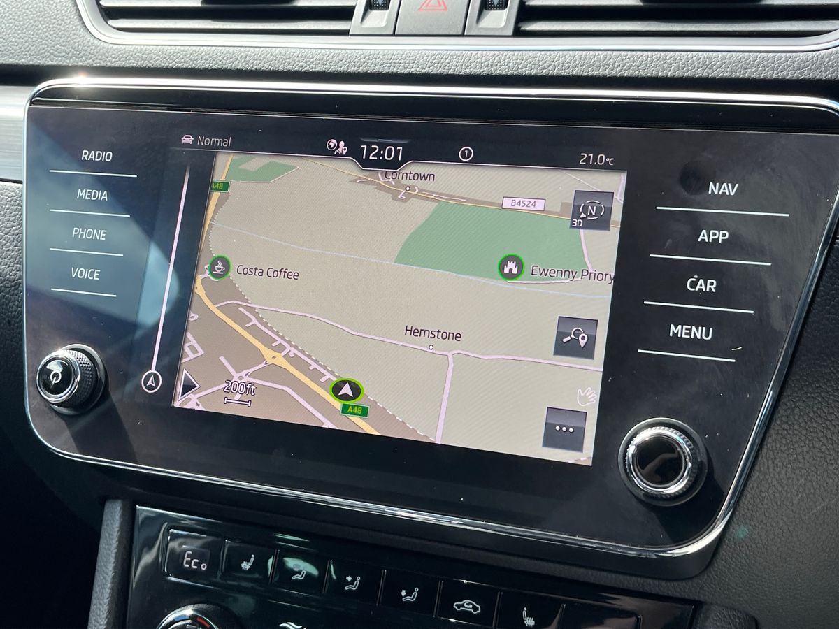 Skoda Superb Photo 10