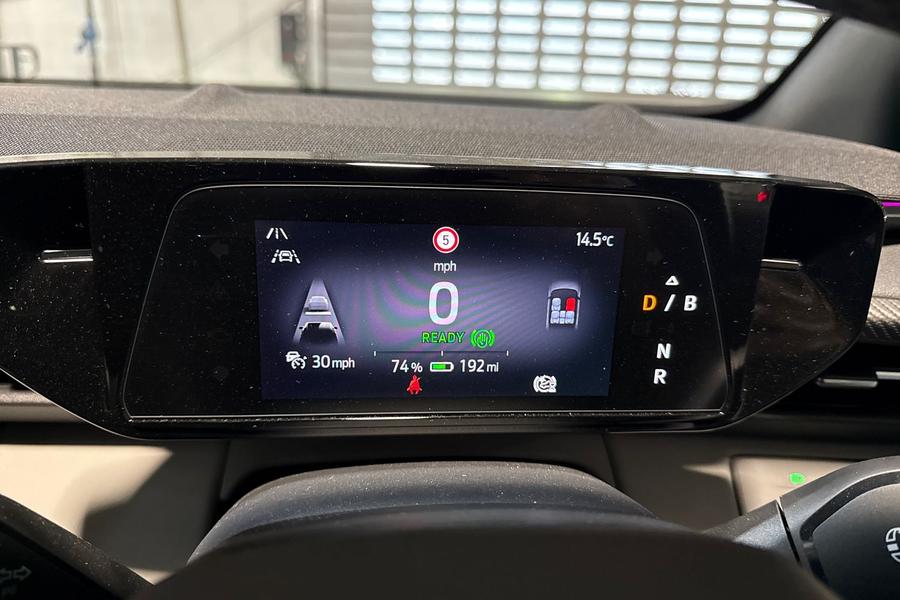 Ford Explorer Photo autoimg-e86608eb796c96f416397ddd27a70a1df4b8b9da.jpg