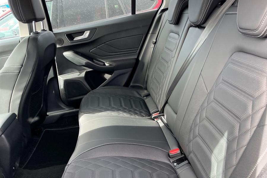 Ford Focus Photo autoimg-e86845e4b971ee0657a0ff1b11942faaf709cb0c.jpg