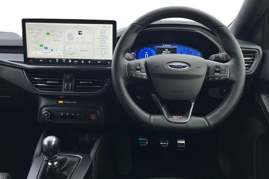 Used Ford FOCUS ET72VAH 11