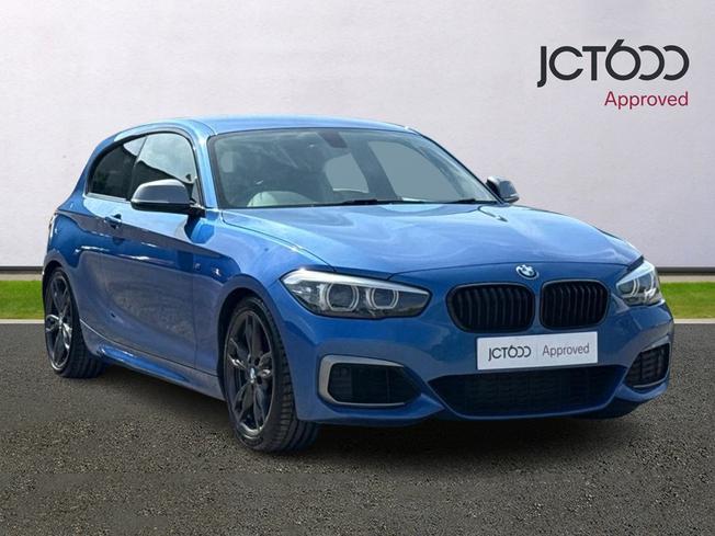 BMW 1 Series Photo 1