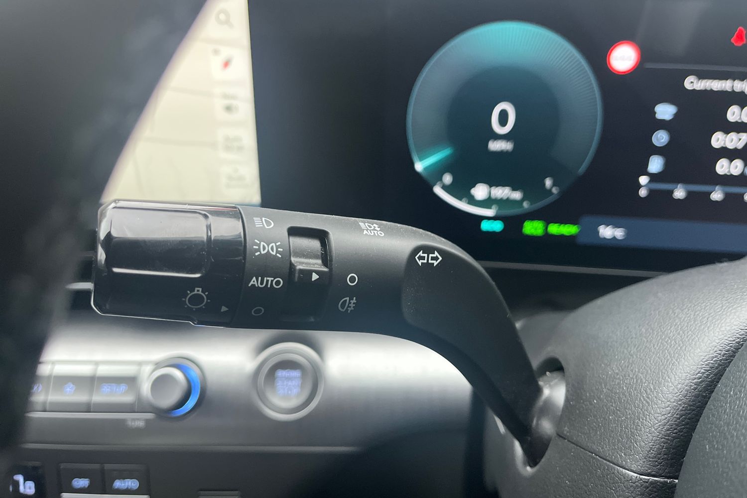 Hyundai KONA Photo 13