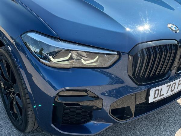 BMW X5 Photo autoimg-e877c23b71edeae7667ff78028e52e7a6066d32c.jpg