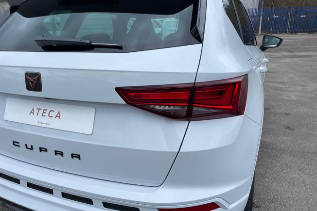 CUPRA Ateca Photo 18