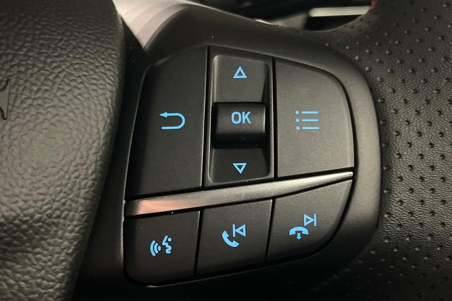 Ford Focus Photo autoimg-e87d8b50ecc1f5758f309f0ab62320d3b16e62b7.jpg