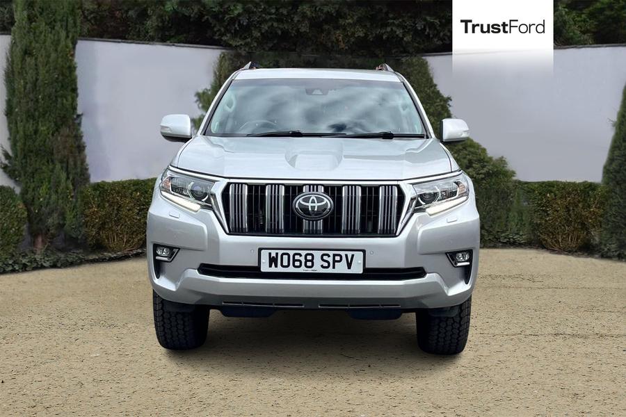 Toyota Land Cruiser Photo autoimg-e87eecbfbd9408012af267b0ee218a8a2eda0ae8.jpg