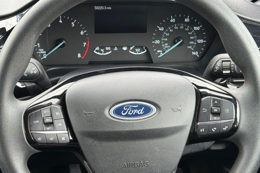 Ford FIESTA Photo autoimg-e87ef1271eb11128fdeaca36f011f28437deb598.jpg