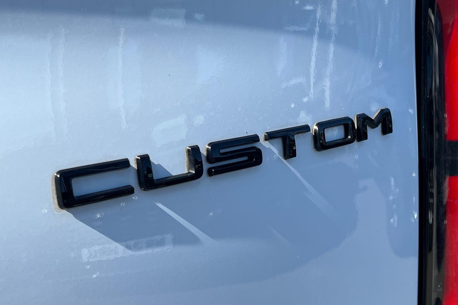 Ford E-TRANSIT CUSTOM Photo 20
