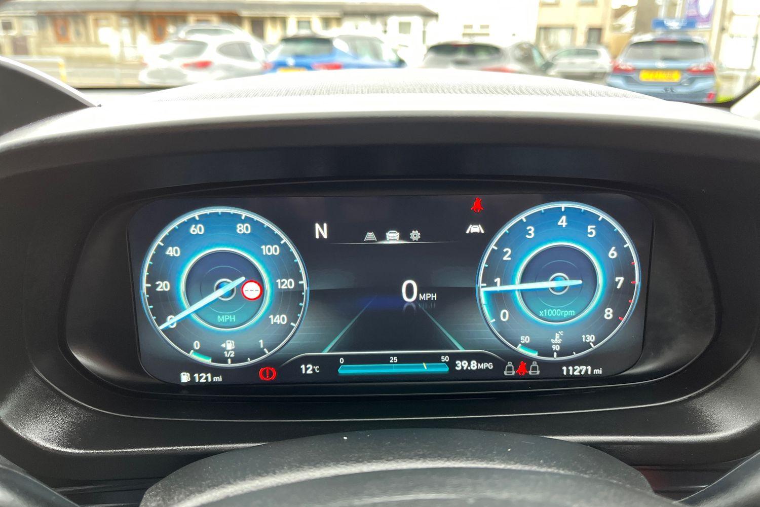 Hyundai BAYON Photo 12