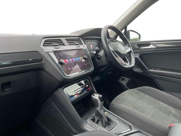 Volkswagen Tiguan Photo autoimg-e882f46c1af2970b4cadf1ad6dec577037868707.jpg