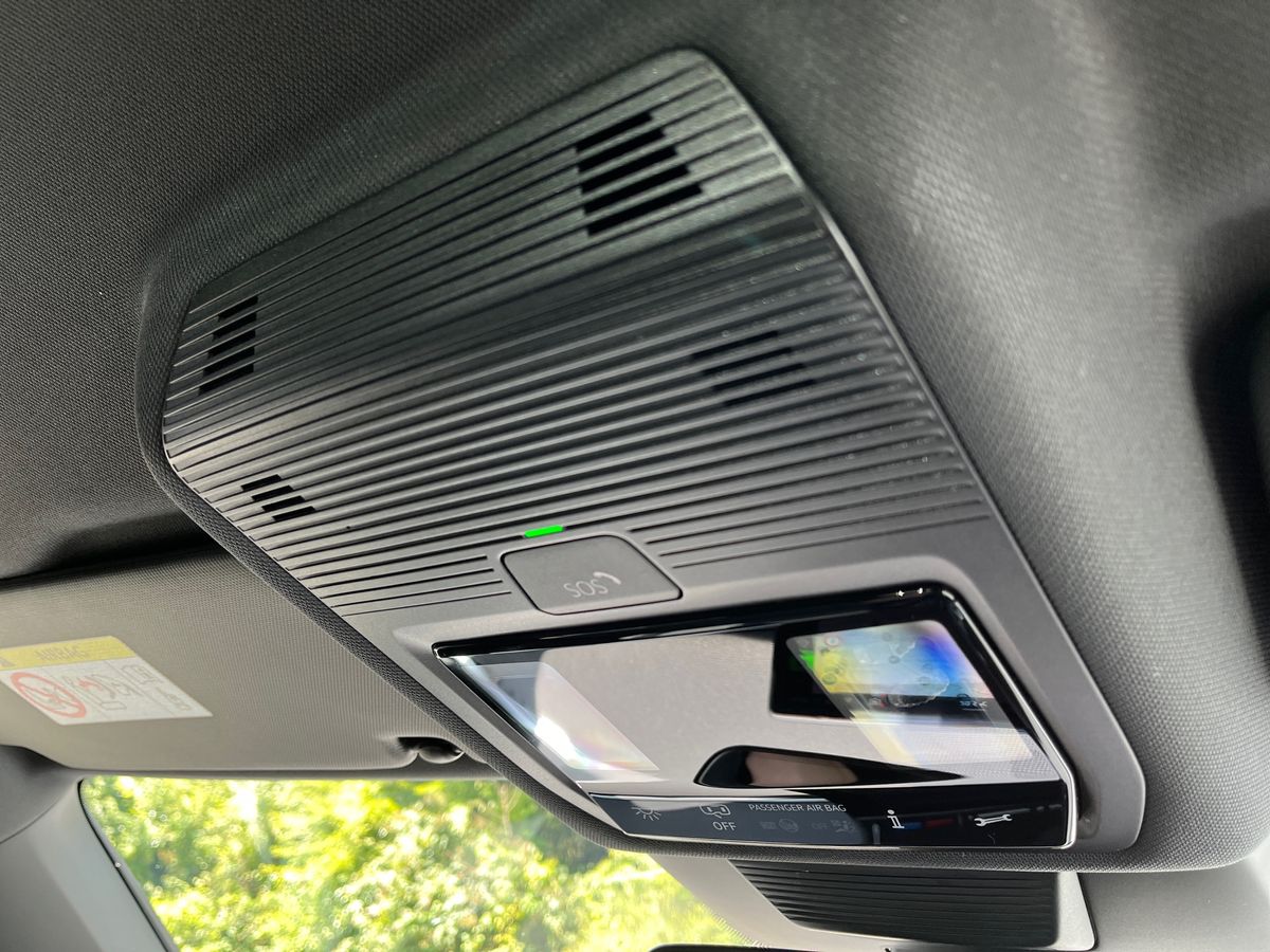 Volkswagen T-Roc Photo autoimg-e8836cdf65b33643c98680858bc31b6a219e5ef6.jpg