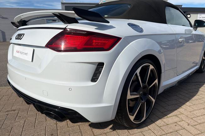 AUDI Tt Rs Photo 32
