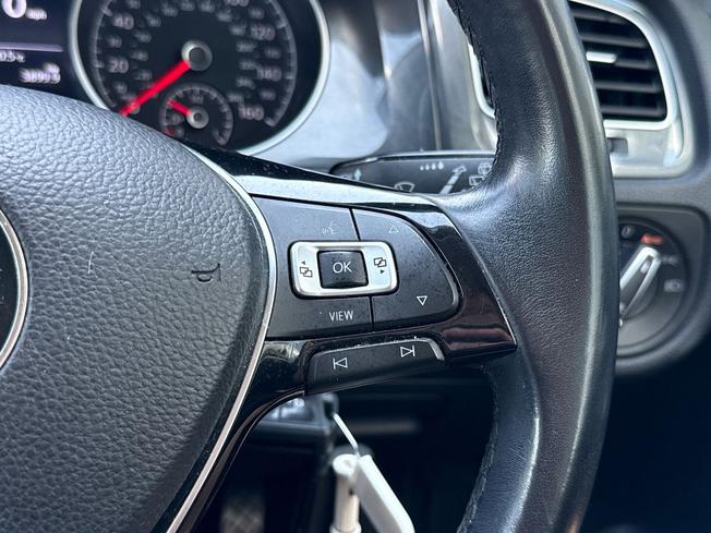 VOLKSWAGEN Golf Photo 17