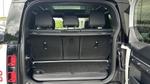 Land Rover Defender Photo 9