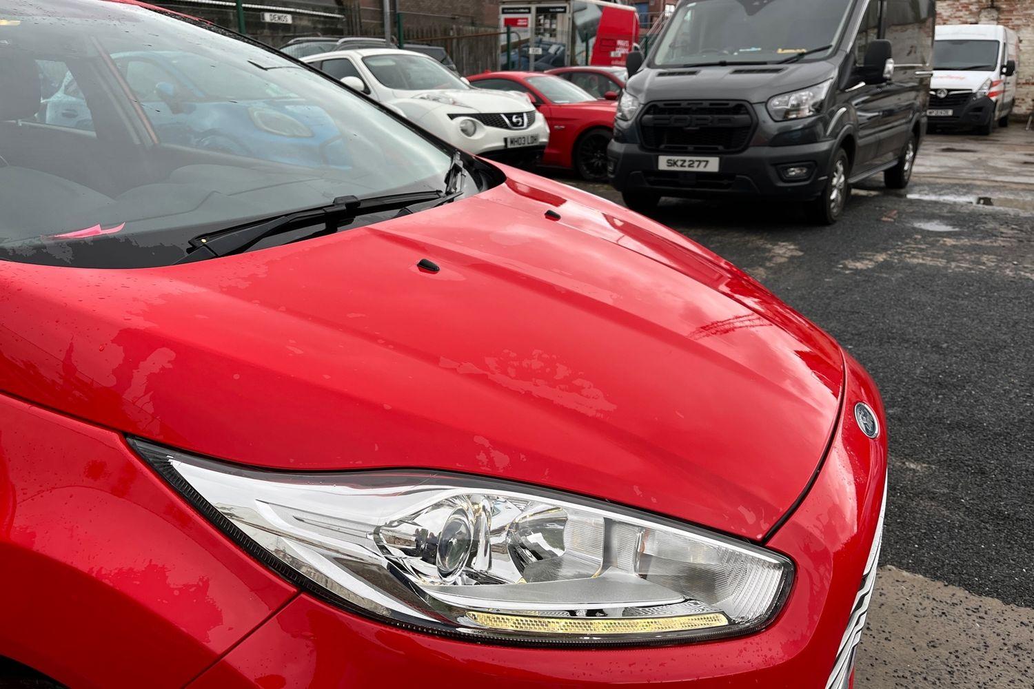 Ford FIESTA Photo 22