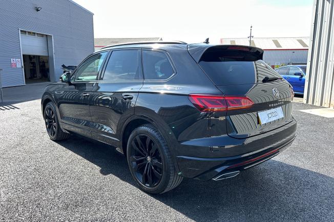 VOLKSWAGEN Touareg Photo 23