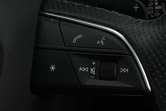 AUDI Q5 Photo 17