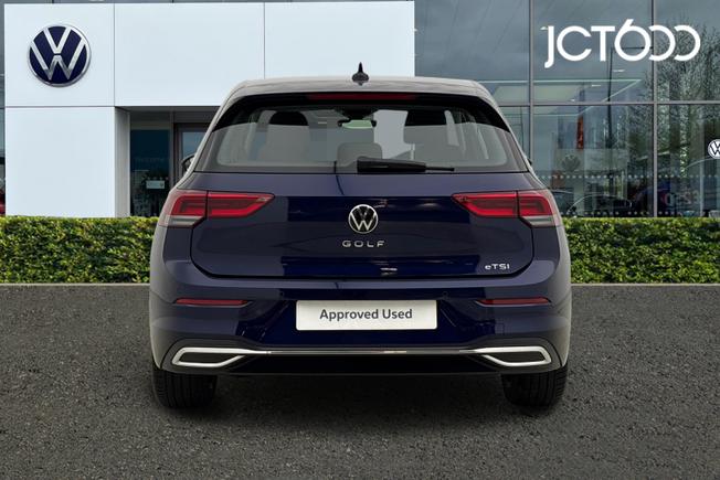 VOLKSWAGEN Golf Photo 7