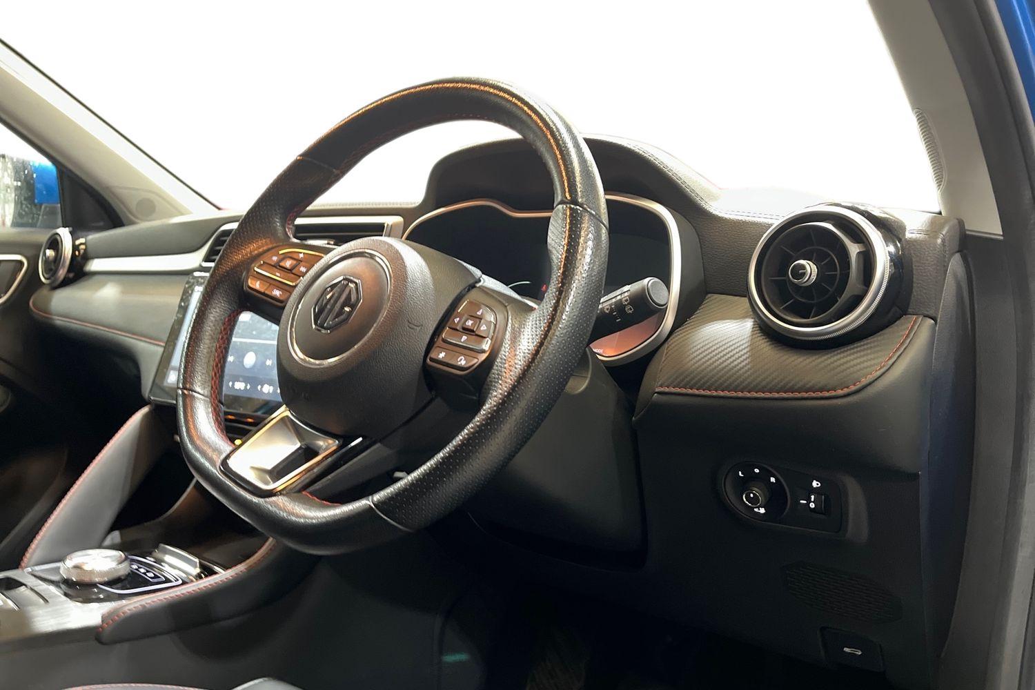 MG MG ZS Photo 8
