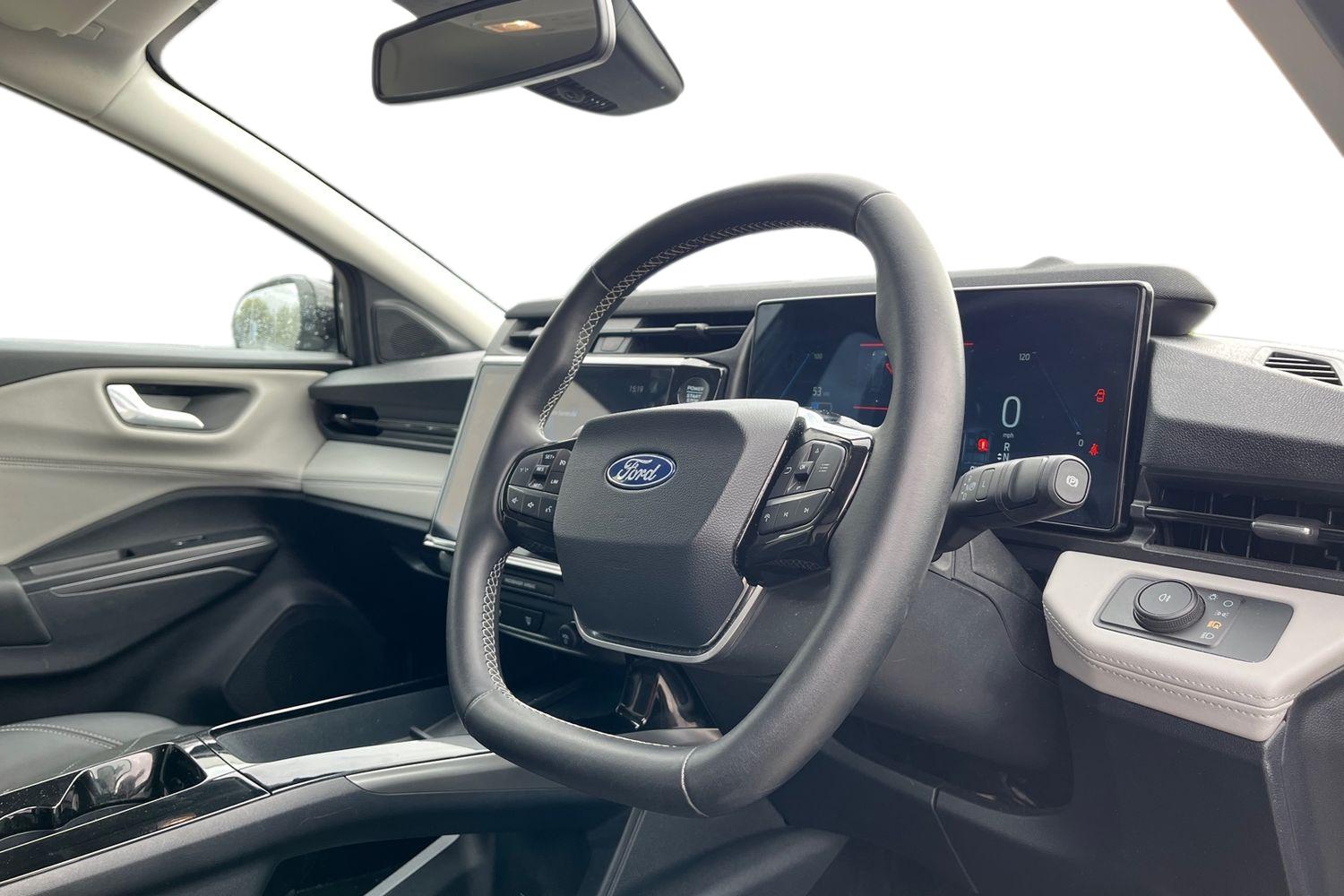 Ford PUMA Photo 8