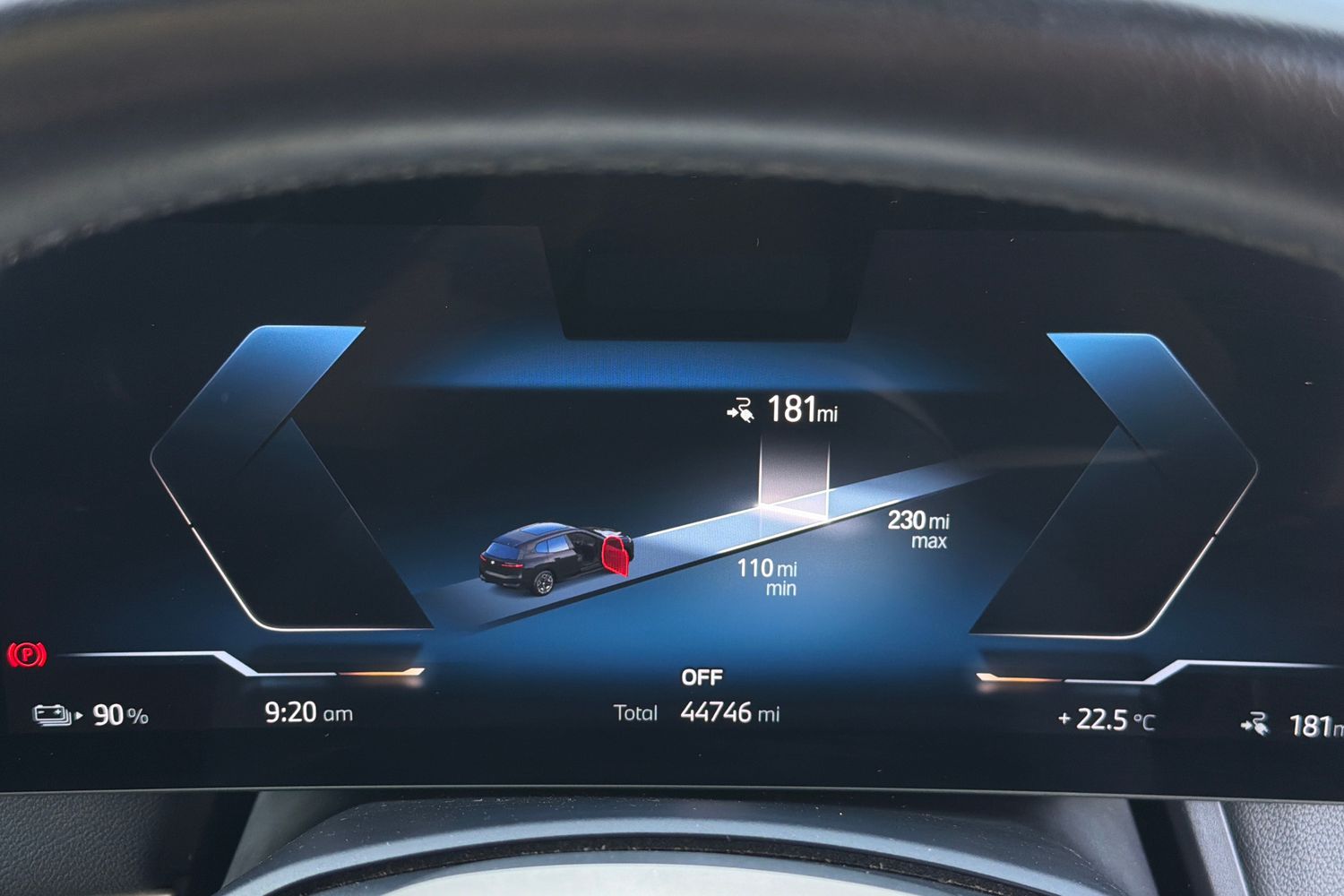 BMW iX Photo 12