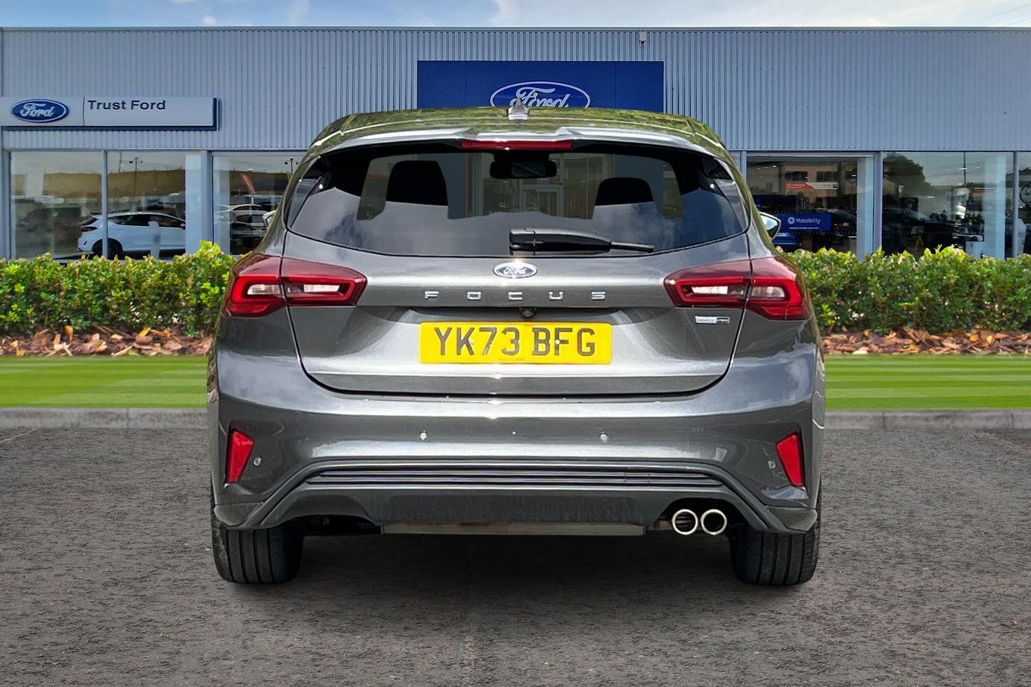 Ford Focus Photo 6