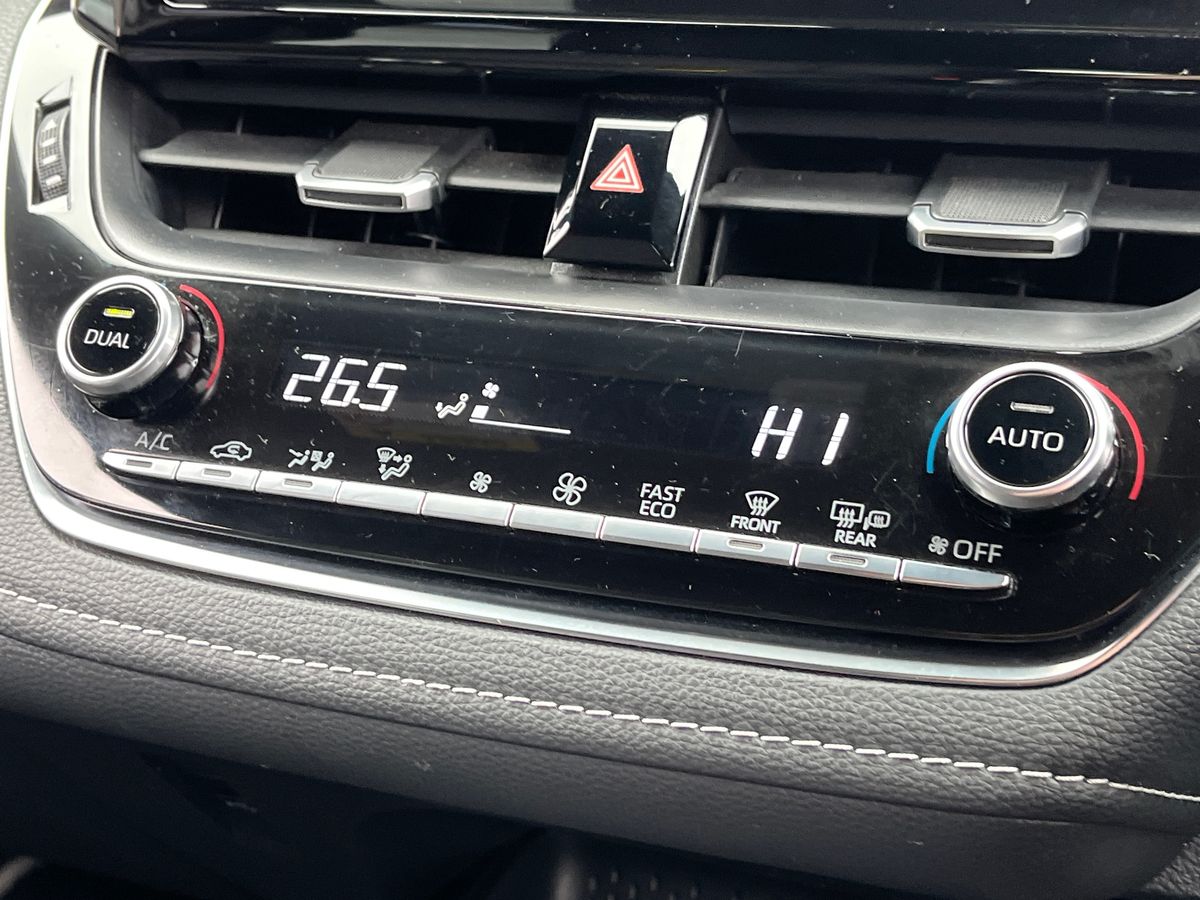 Toyota Corolla Photo 12