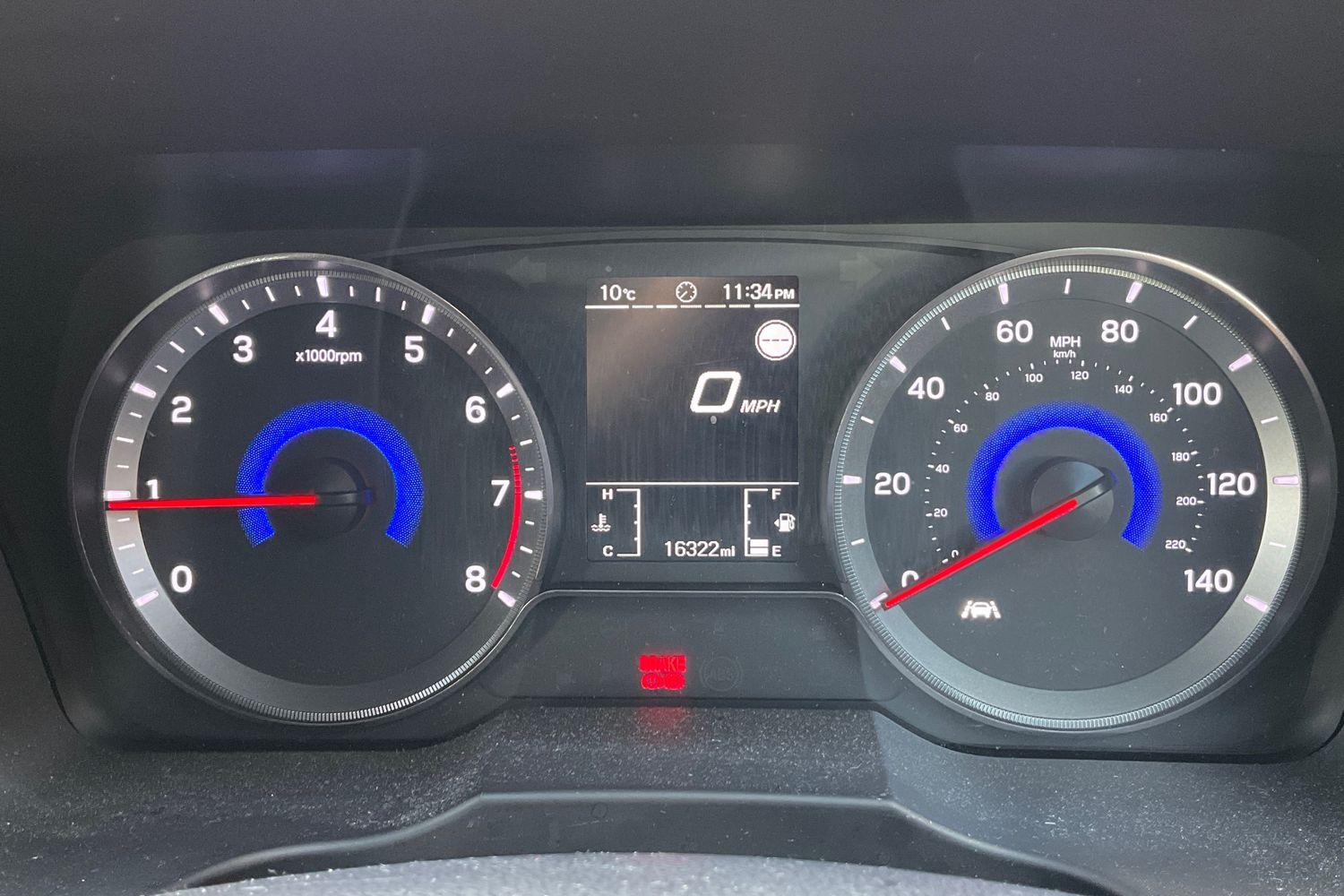 SsangYong TIVOLI Photo 12