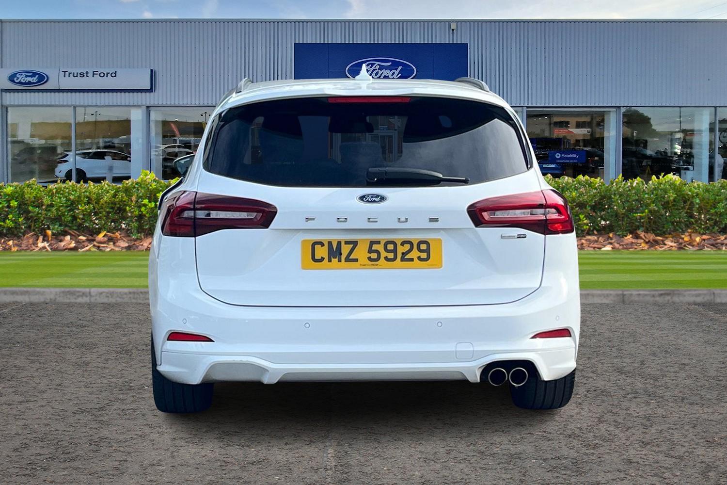 Ford FOCUS Photo 6