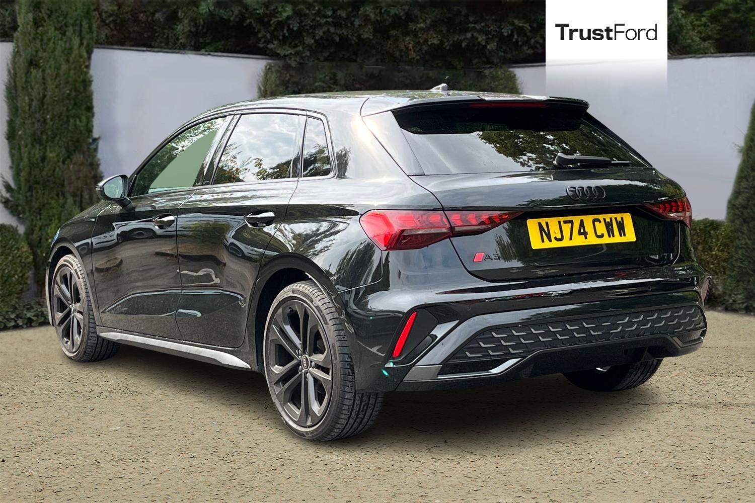 Audi A3 Photo 1