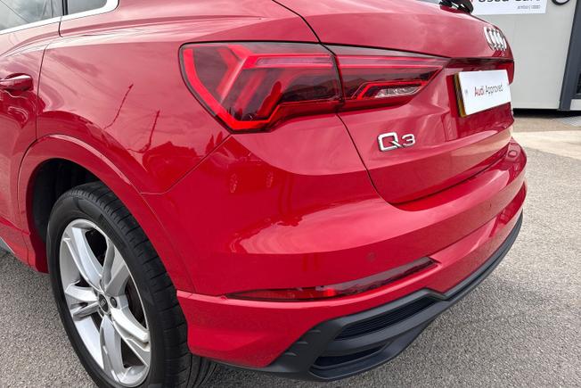 Audi Q3 Photo 54