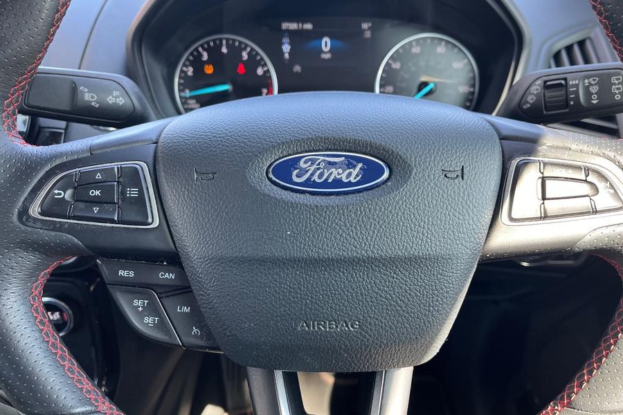 FORD ECOSPORT Photo autoimg-e8a697e99c69ccb52553754f8dd7628fbfdc135e.jpg