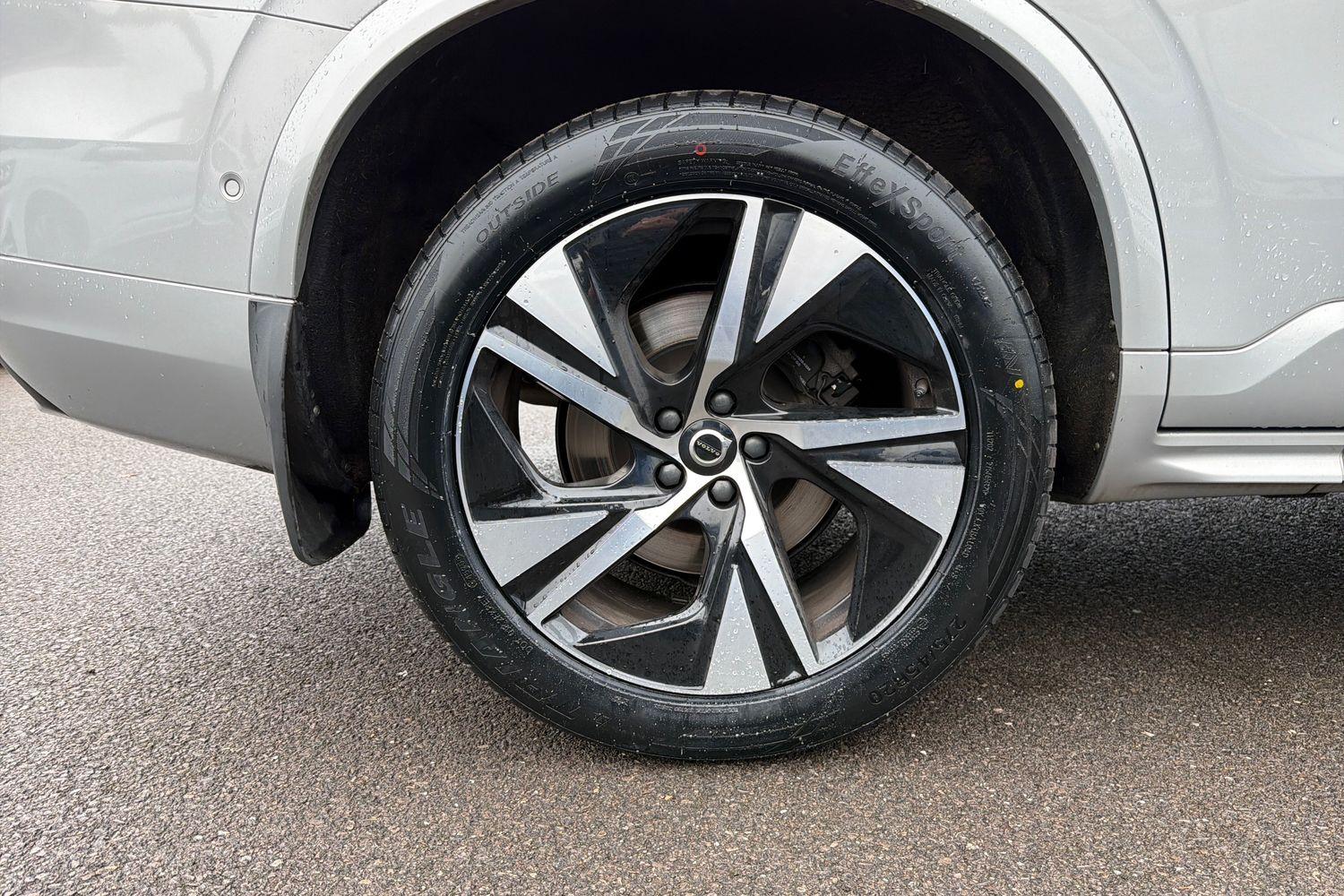 Volvo XC90 Photo 7