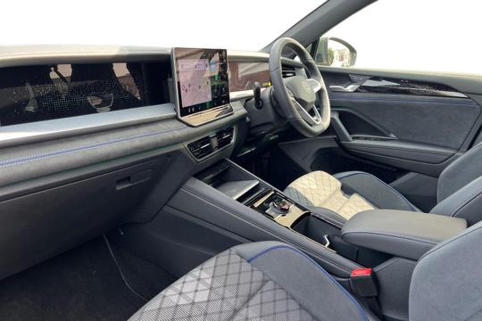 Volkswagen Tayron Photo autoimg-e8ad9004fc032ccd65f495e718ba79acff066c7e.jpg
