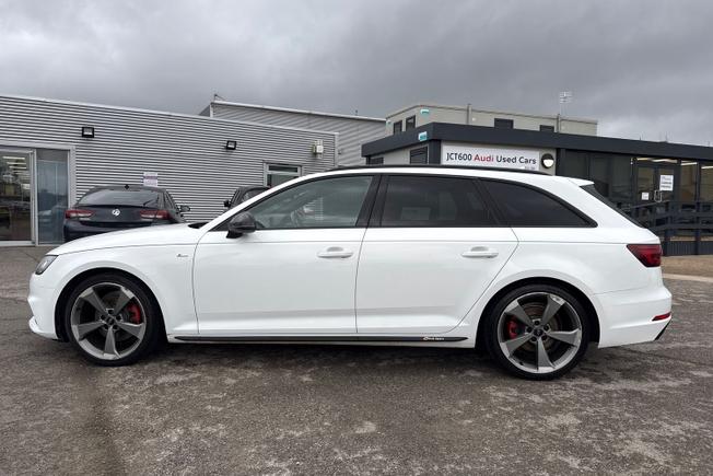 AUDI A4 Avant Photo 27