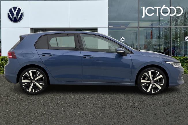VOLKSWAGEN Golf Photo 4